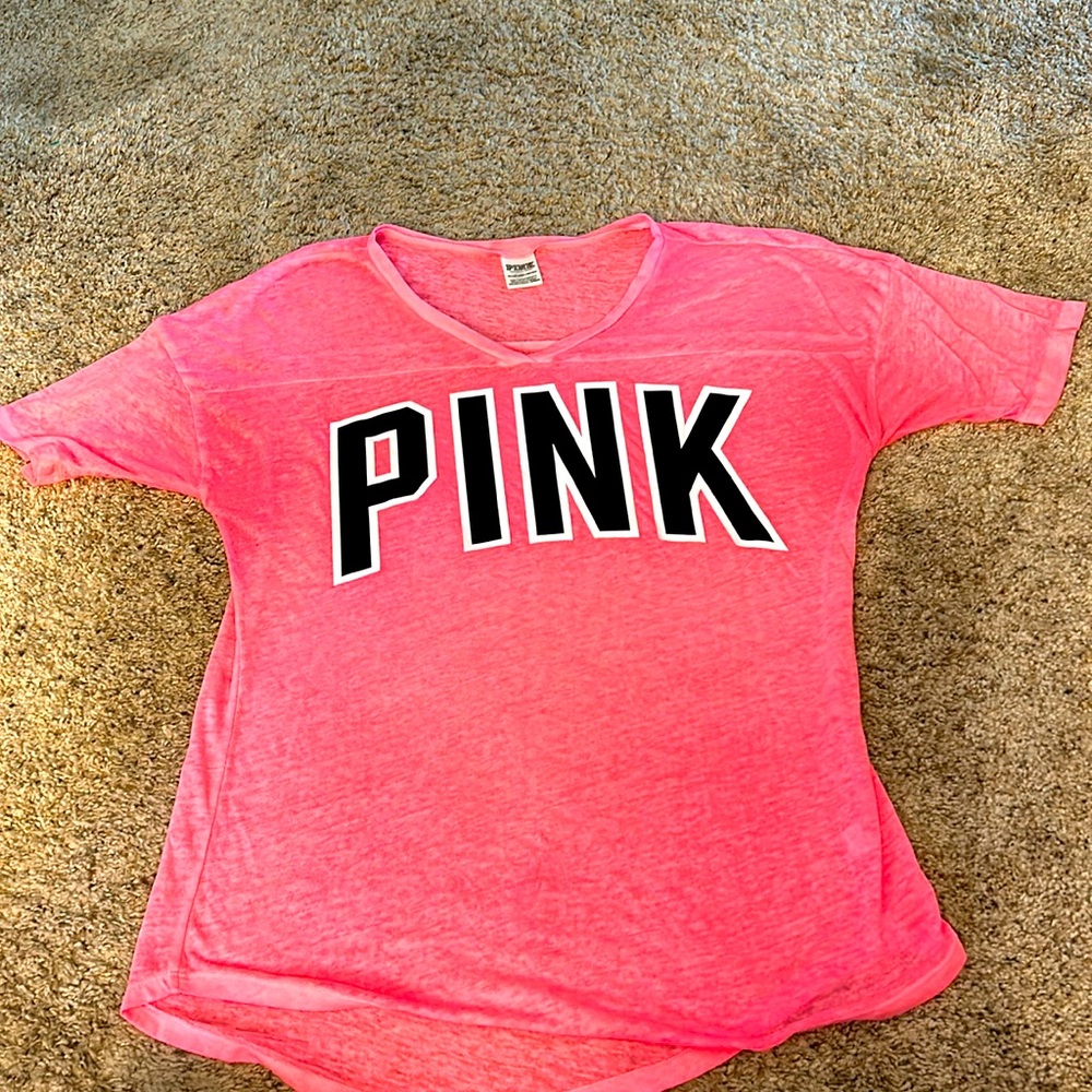 PINK Victoria’s Secret over sized t-shirt xs